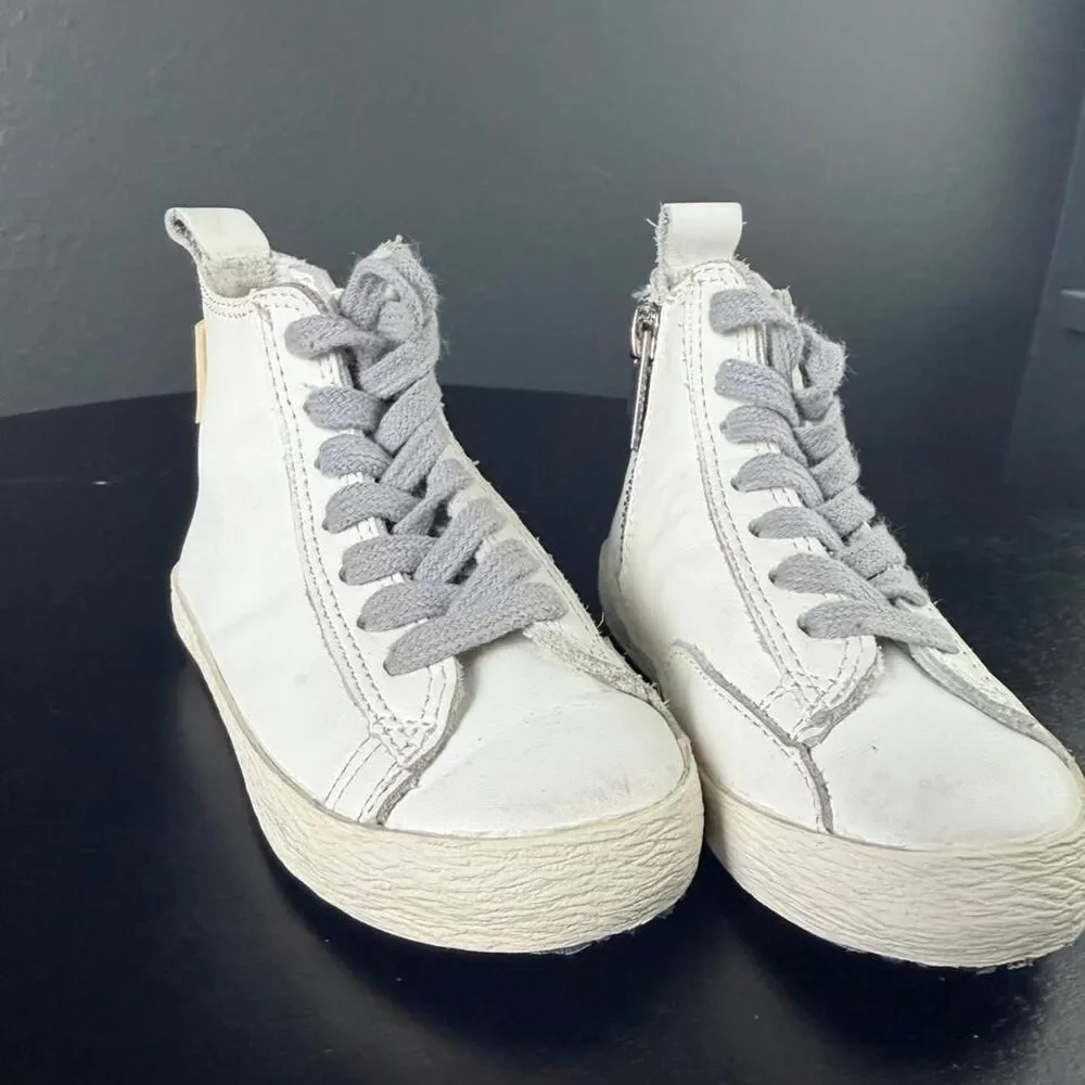 5c Piper Finn Sneakers